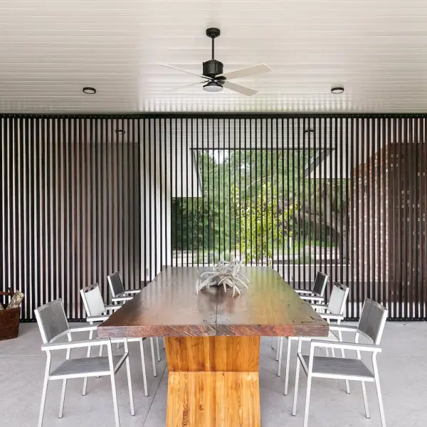 Energy-Efficient Industrial Style Fan with DC Motor Technology - Image 4