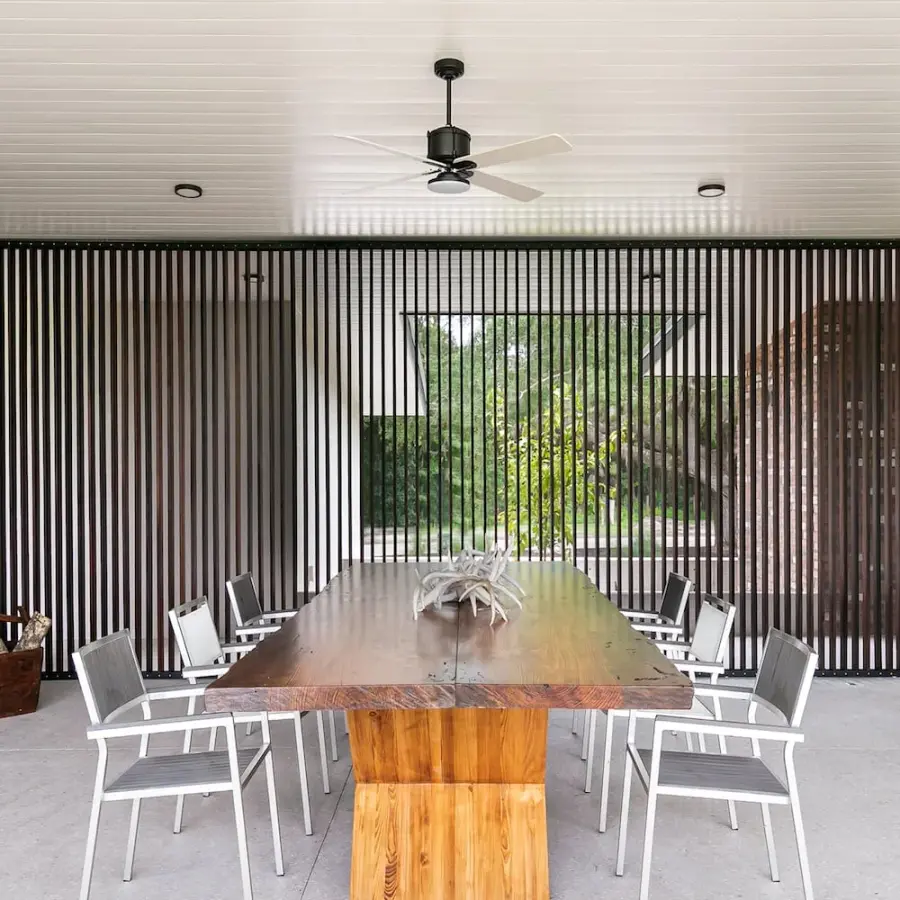 Energy-Efficient Industrial Style Fan with DC Motor Technology - Image 4