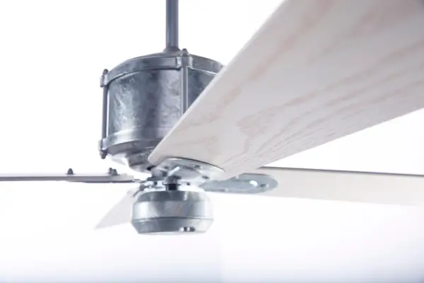 Energy-Efficient Industrial Style Fan with DC Motor Technology - Image 10