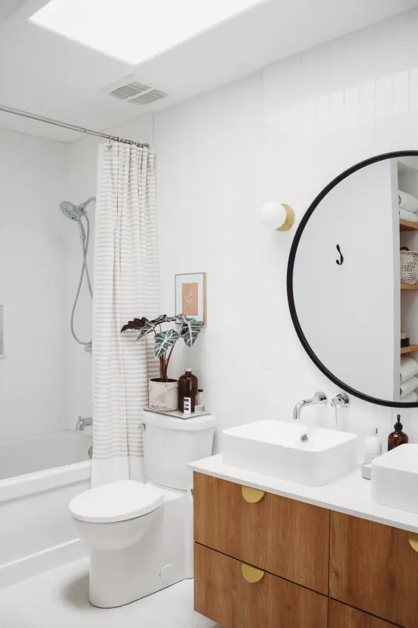 Baird Bath and Vanity Light - Image 3