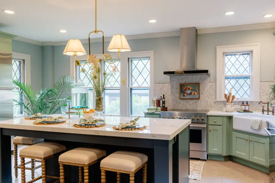 Sophisticated Linear Design Blending Traditional & Contemporary Elements - Image 6