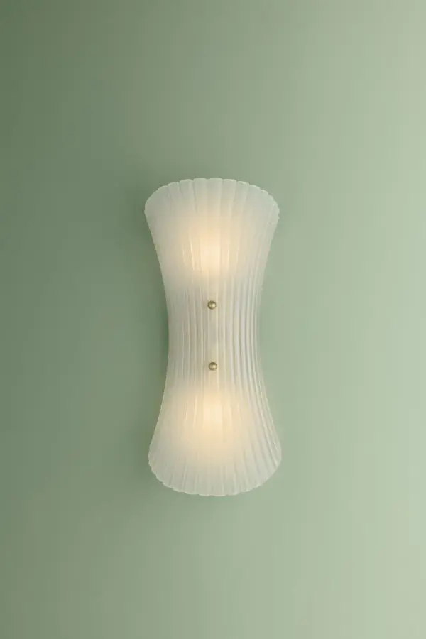 Esmae Wall Sconce in Aged Brass - Image 4