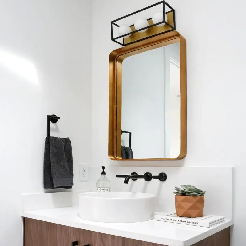 Aira Bath and Vanity Light - Image 4