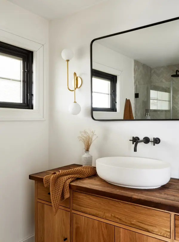 Zani Wall Sconce - Image 4