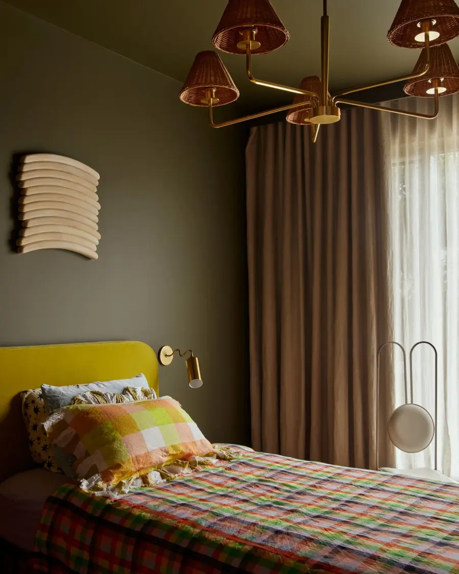 Natural Elegance Meets Modern Organic Design - Image 2