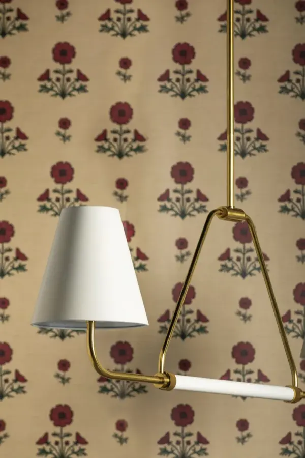 Elegant Linear Chandelier Blending Traditional and Modern Design - Image 4