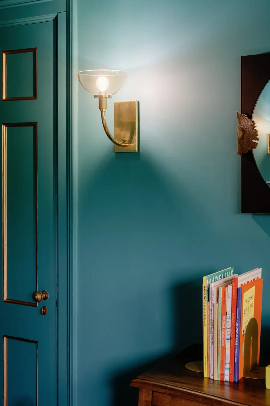 Eva Wall Sconce in Aged Brass - Image 6