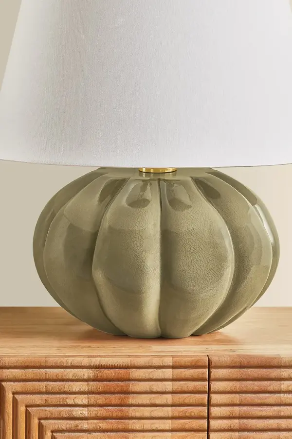 Beata Table Lamp - Image 3