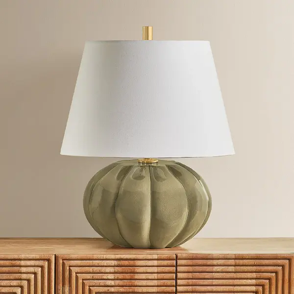 Beata Table Lamp - Image 4