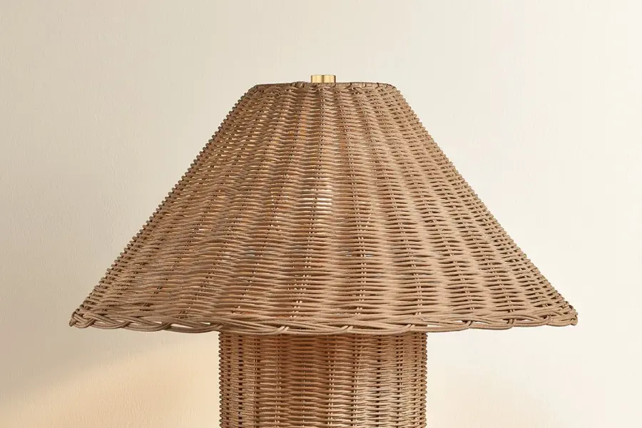 Jeanette Wicker Table Lamp - Image 3