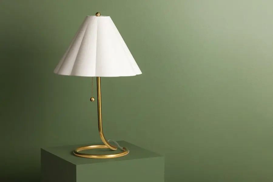 Sculptural Brass Lamp with Artistic Flair and Space-Saving Design - Image 3