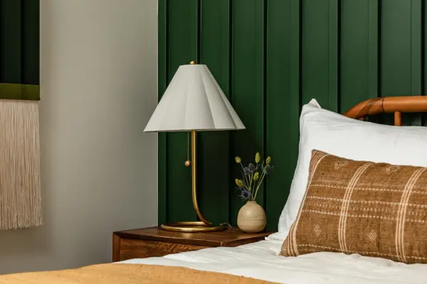 Sculptural Brass Lamp with Artistic Flair and Space-Saving Design - Image 5