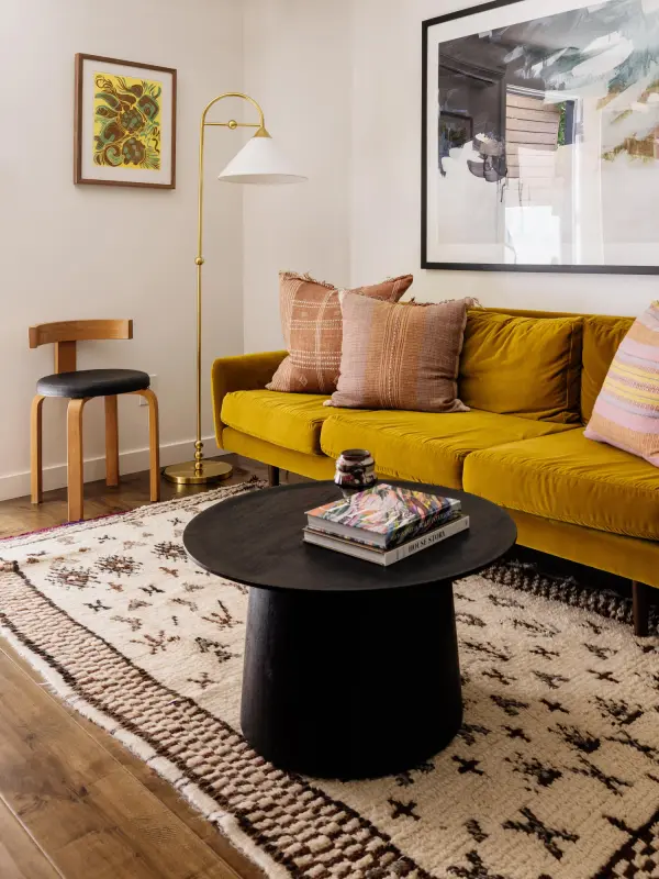 Jewelry-Inspired Floor Lamp with Ornamental Spheres and Geometric Design - Image 5