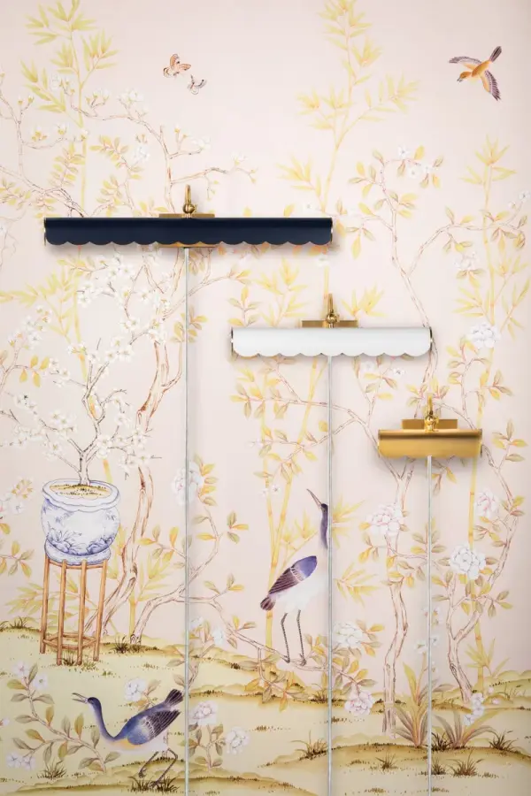 The Fifi Picture Light brings fresh traditional style to artwork display with its charming scalloped edge and curved arm. Part of the Ariel Okin collaboration, this plug-in fixture offers easy installation and designer appeal. - alternate view