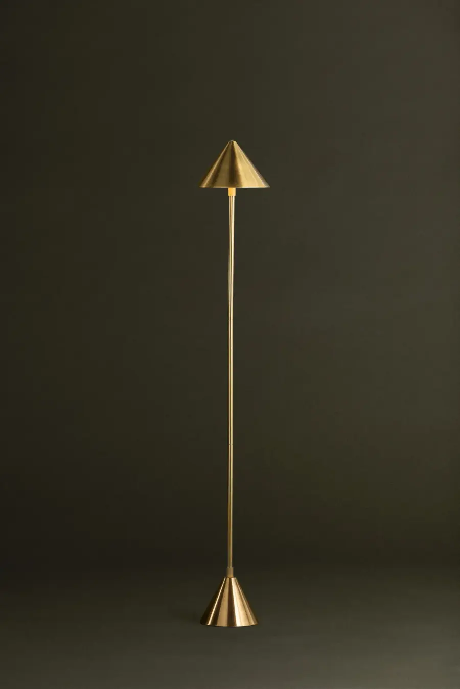 Salma Rechargeable Floor Lamp - Image 2