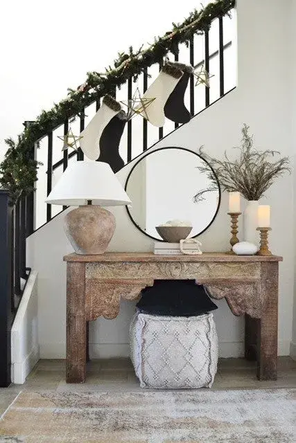 Italian-Inspired Organic Beauty with Textural Coastal Charm - Image 5