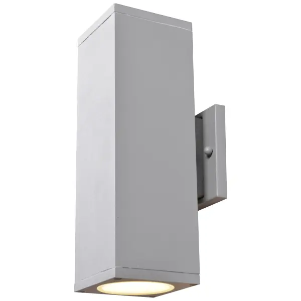 The BAYSIDE wall sconce delivers energy-efficient illumination with its integrated LED technology and marine-grade construction. Perfect for coastal environments, this bi-directional fixture provides both up and down lighting.