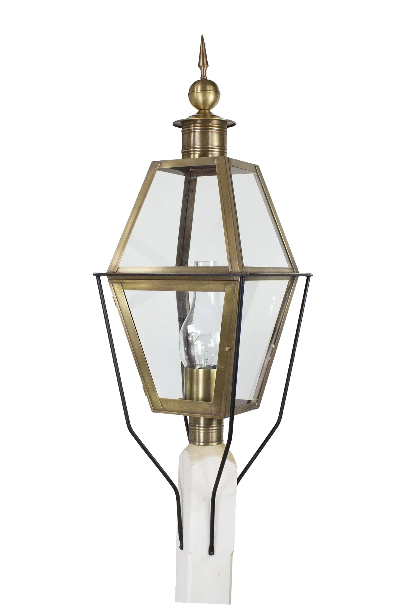 One Light Post Mount 75.00W/A/Medium