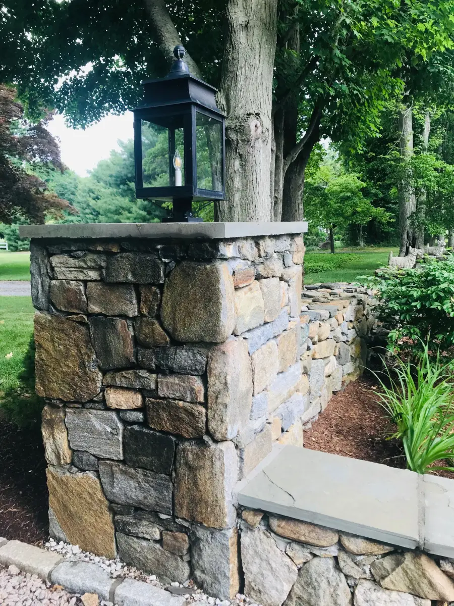 One Light Post Mount 75.00W/A/Medium - Image 6
