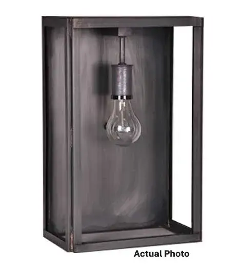 Modern fixtures at their finest. Simple, clean lines blend a minimalist appearance and high functionality. An excellent choice for your more contemporary designs.