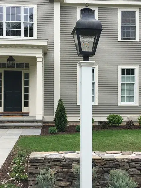 One Light Post Mount 75.00W/A/Medium - Image 3