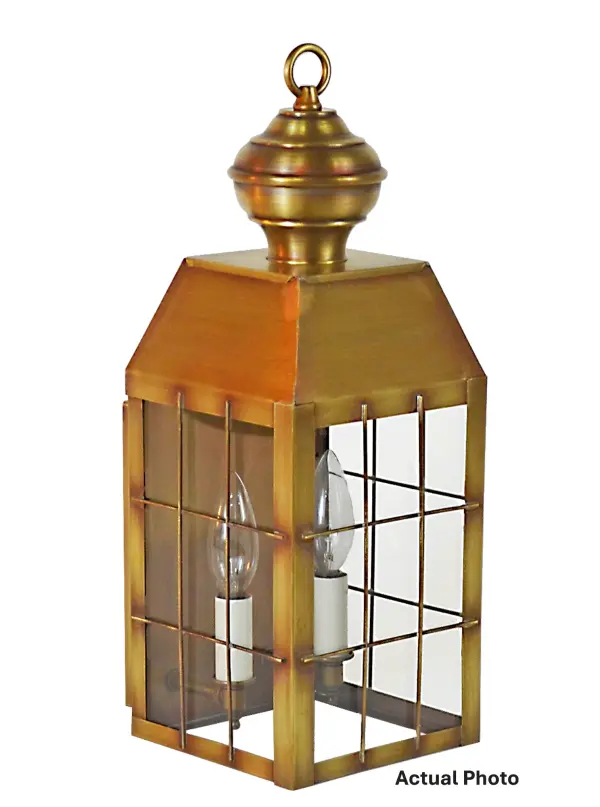 Inspired by classic colonial fixtures the Woodcliffe collection shows its craftsmanship with a windowpane design and a beautiful top finial this fixture adds charm to the period inspired collection. - alternate view