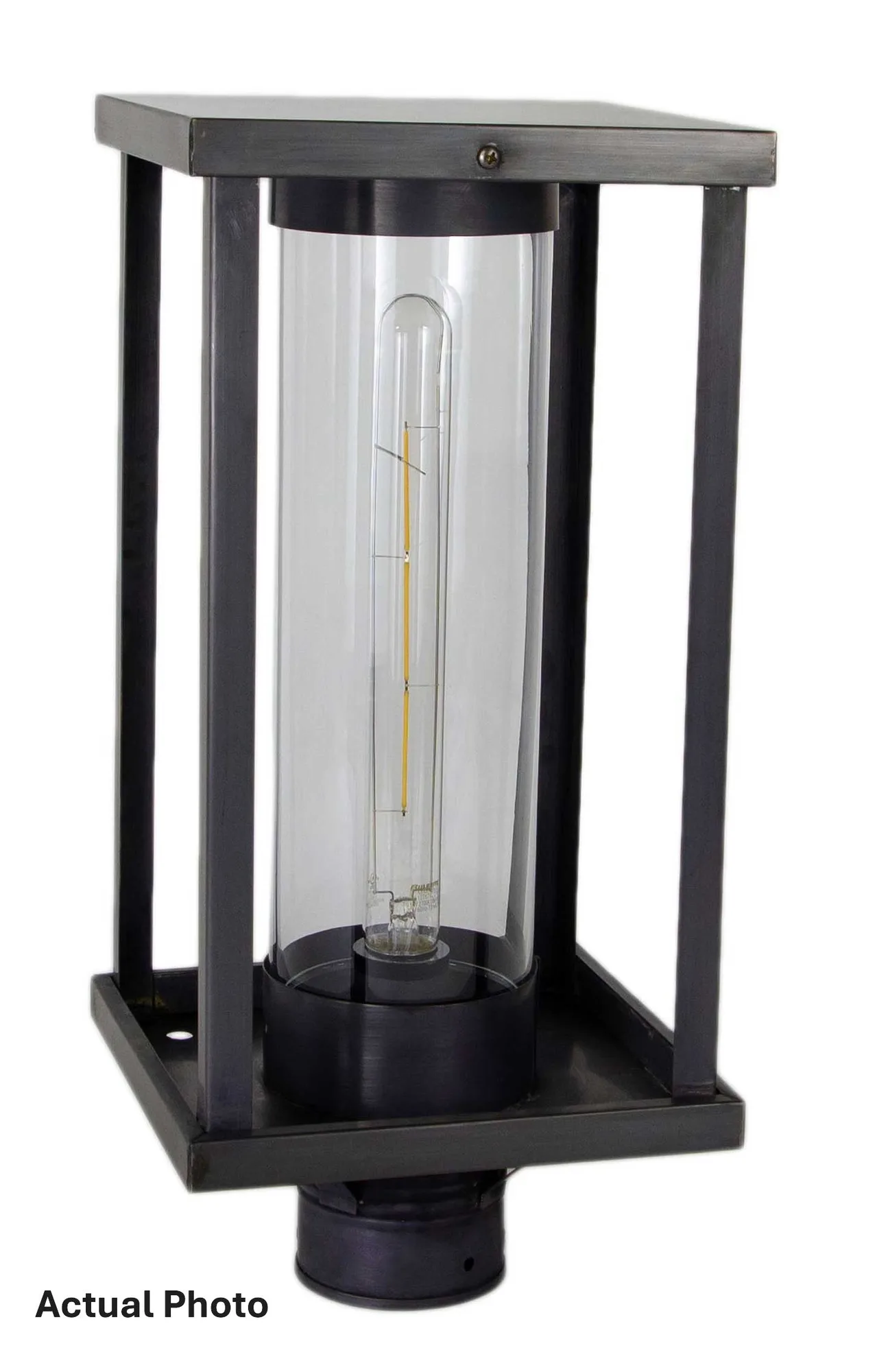 One Light Post Mount 75.00W/Medium