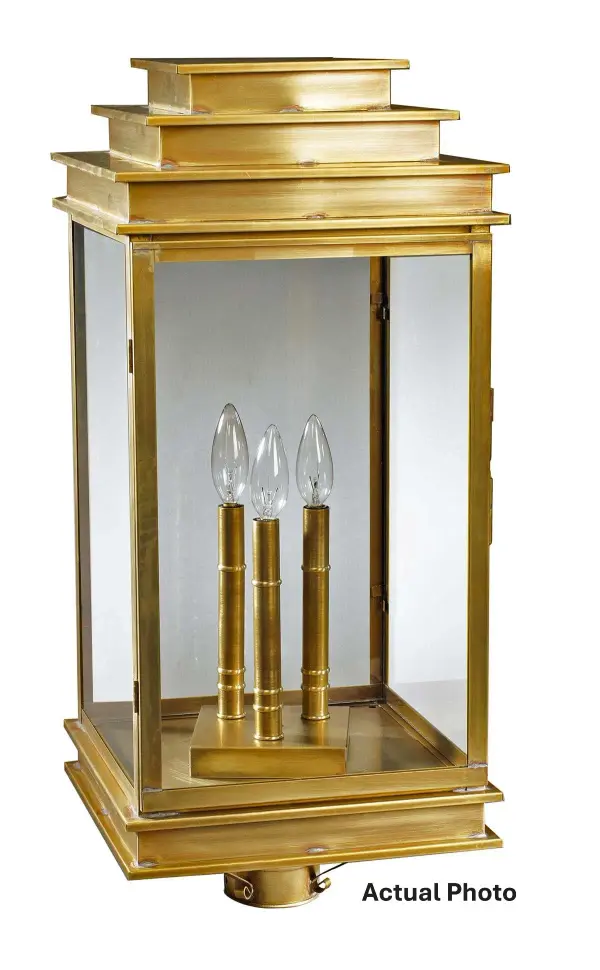 A fusion of streamlined contemporary style and traditional heritage, the Empire collection is highlighted by a double-tiered top with hard edges and flat sides. A unique design with two bulbs and an optional mirrored back panel for a sophisticated detail