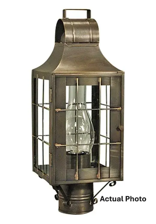 One Light Post Mount 75.00W/A/Medium