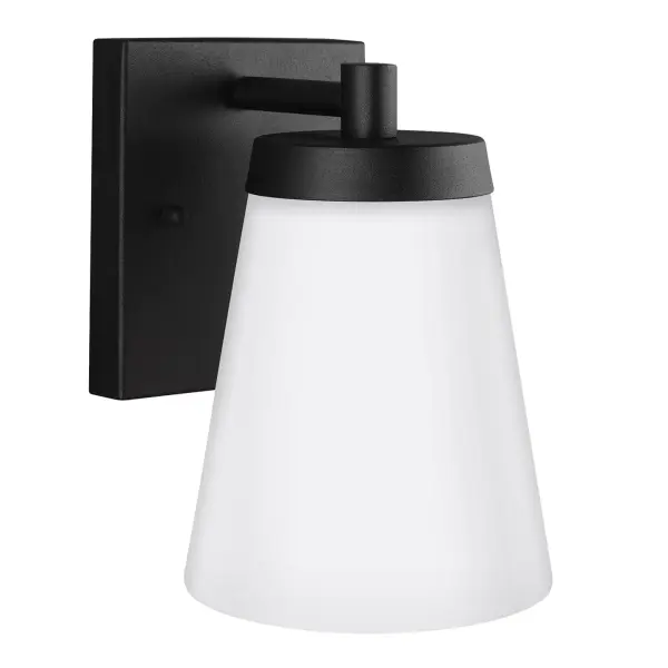 The Renville wall lantern delivers clean, contemporary styling in a compact 5.25" profile. Its wet-rated aluminum construction and integrated LED make it ideal for modern homes seeking durable, low-maintenance outdoor lighting.
