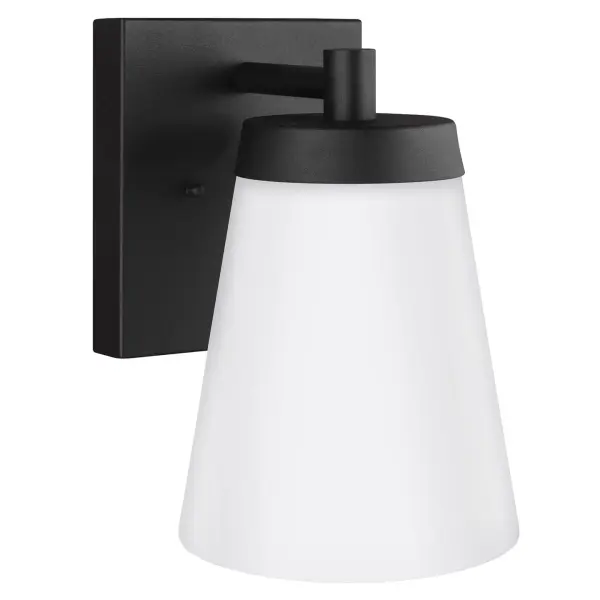 The Renville wall lantern delivers reliable outdoor lighting in a sleek, compact design. Its wet-rated aluminum construction and integrated LED make it ideal for entryways and porches where durability matters.