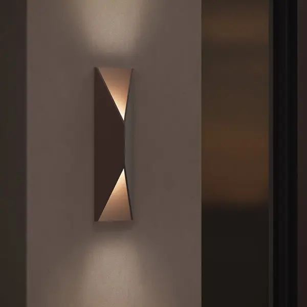 The Prisma LED Sconce combines energy-efficient LED technology with elegant prismatic glass diffusion in a polished nickel finish. Perfect for modern bathrooms and hallways requiring clean, contemporary lighting.