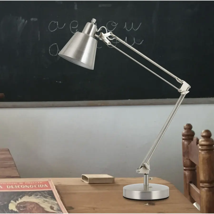 Versatile Adjustable Task Lamp with Modern Industrial Style - Image 3