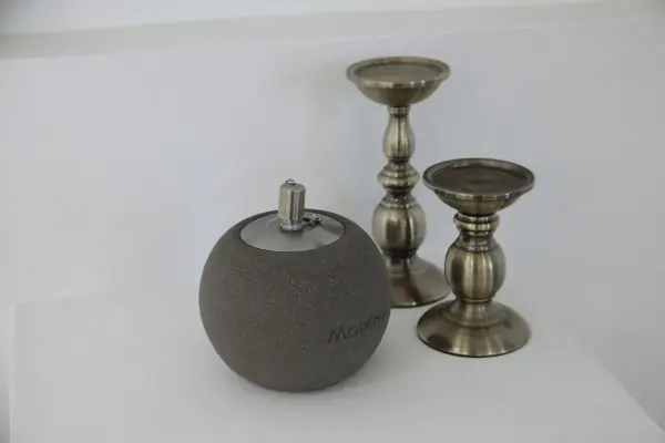 Ball-Shaped Safety Oil Lamp - Image 4