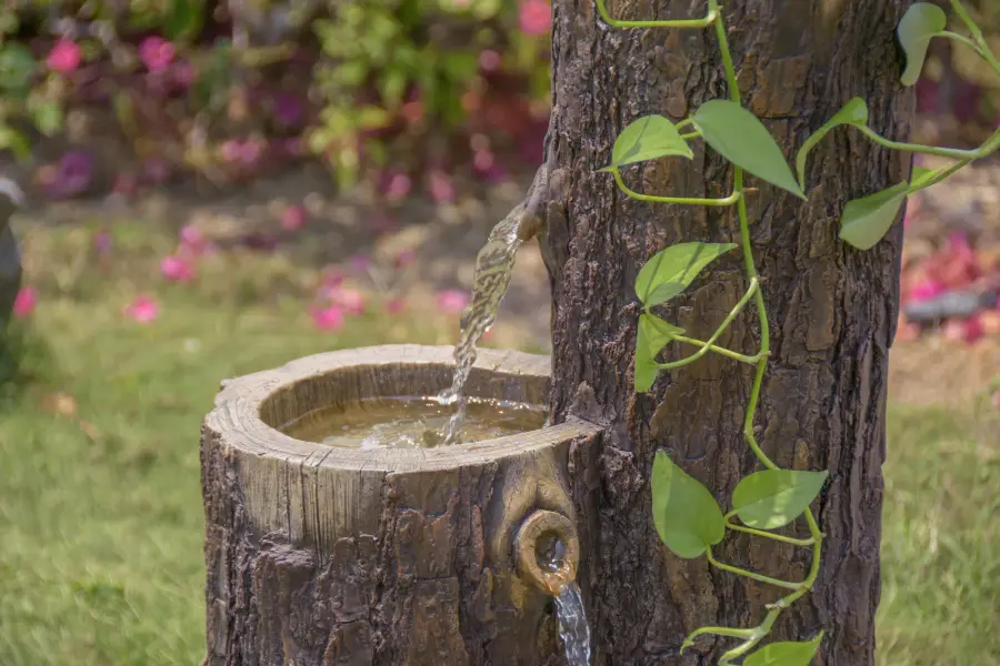 ELEMENTI Pine Fountain Trio Water Feature - Image 5