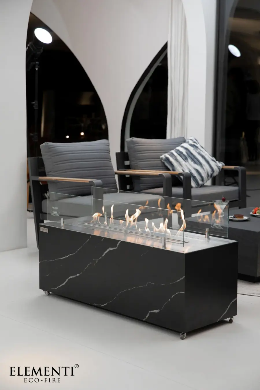 Toronto Smart Ethanol Fireplace Coffee Table - Image 6