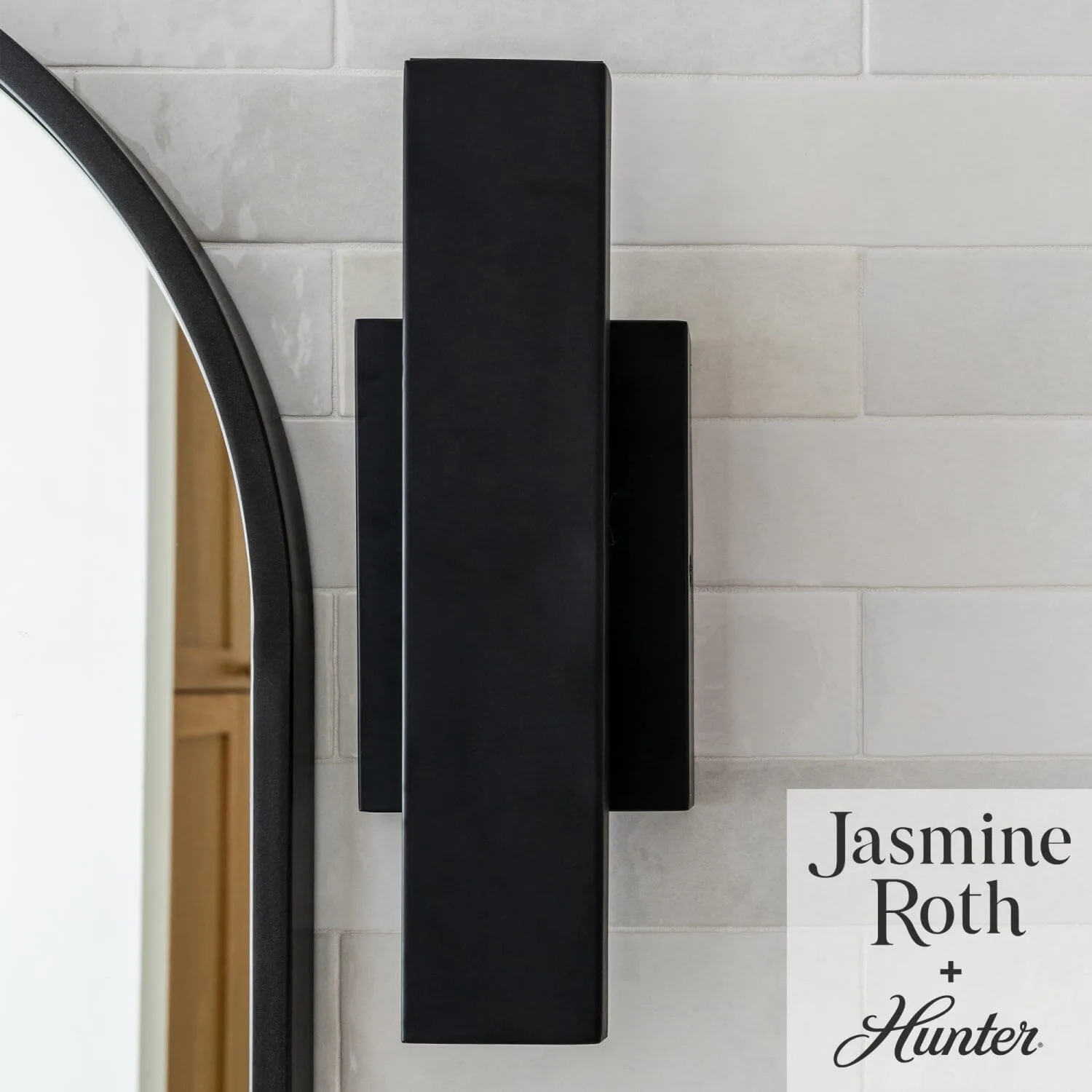Canoga LED Wall Sconce in Luxe Gold