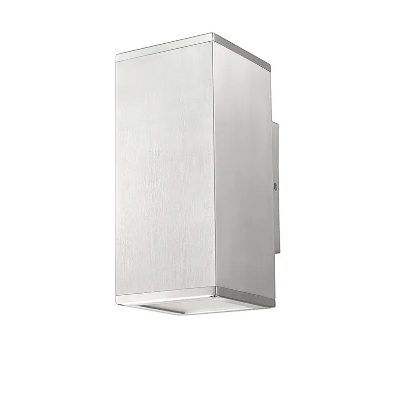 43001 Outdoor Light in Aluminum