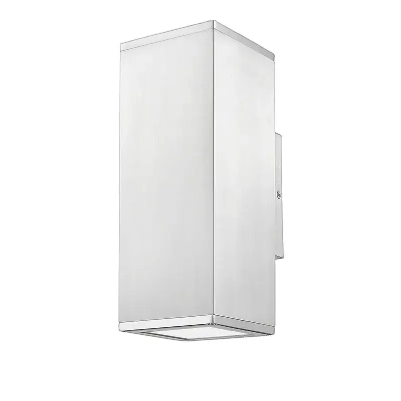 43002 Outdoor Light in Aluminum