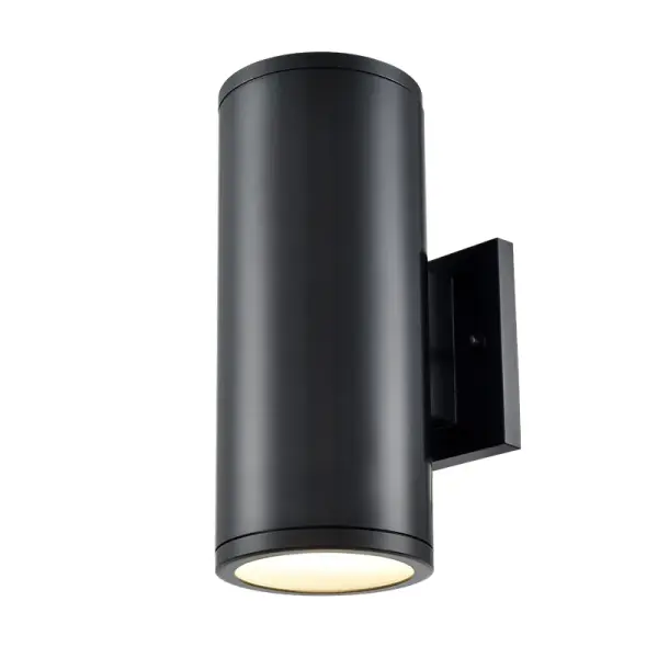 This integrated LED outdoor wall sconce delivers 700 lumens of warm 3000K light with exceptional 90 CRI color accuracy. The powder coated black finish provides durability and weather resistance for outdoor applications.