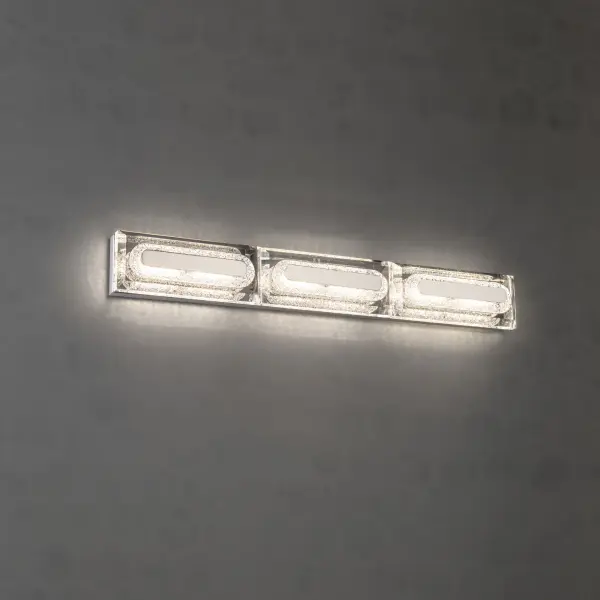 Spectacular and unique, hand-applied Radiance® Crystal Dust released its brilliance in a constant play of light, providing the perfect fusion of form and function for upscale interiors.