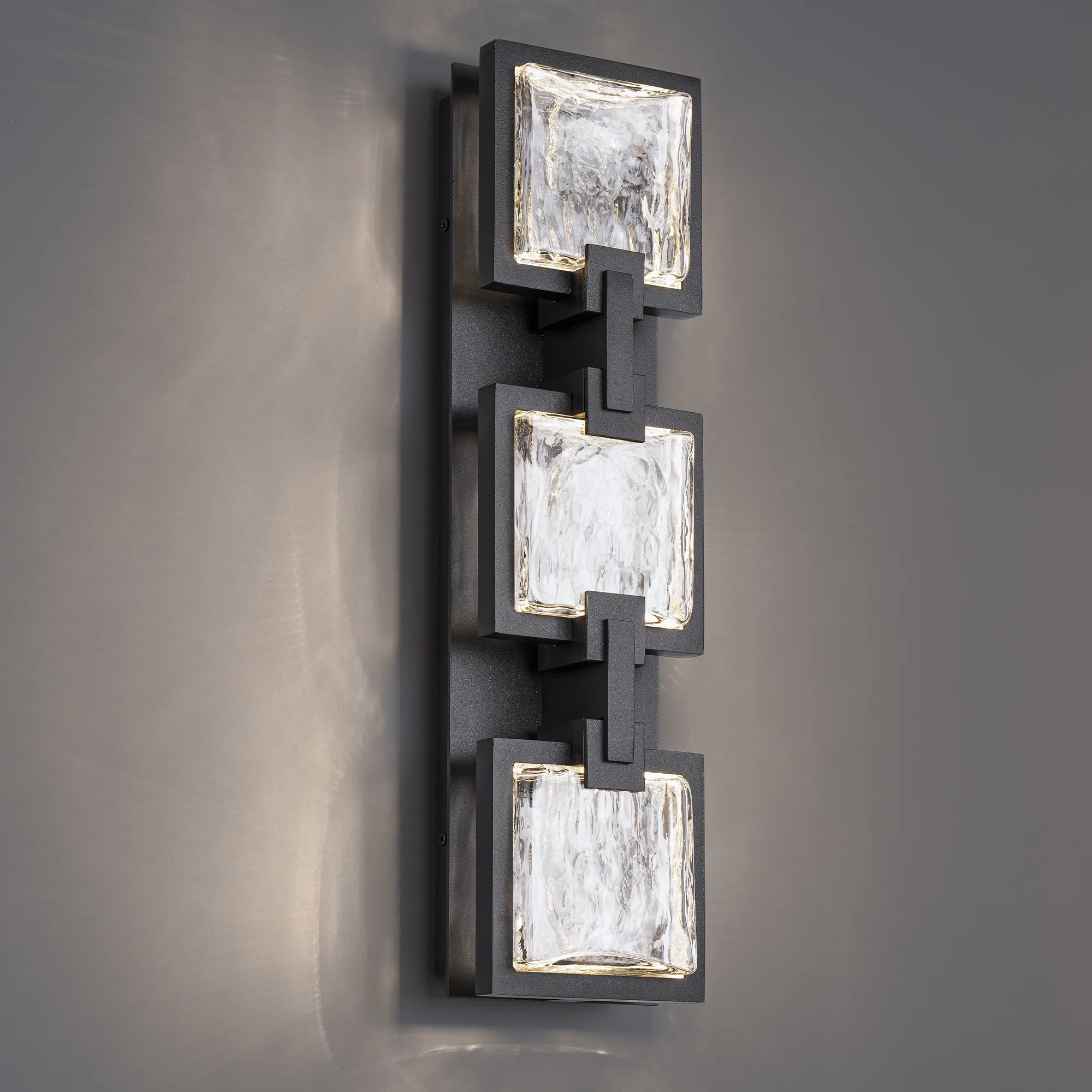 Pop Star 19IN LED 3000K/3500K/4000K/5000K Outdoor Wall Light in Black with Optic Glass
