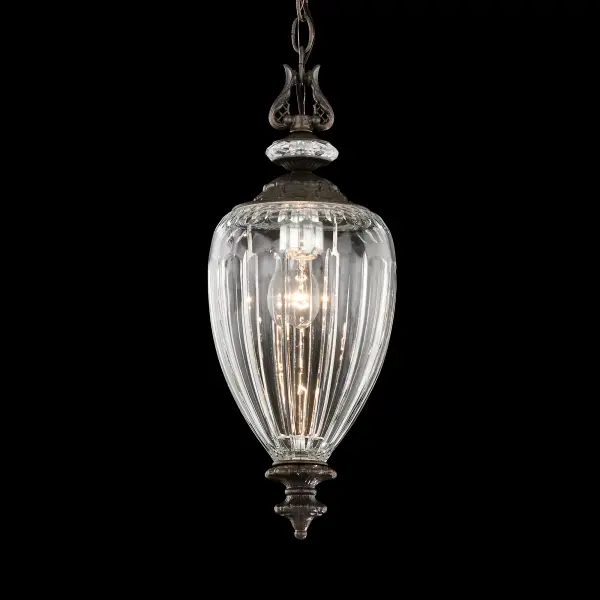 Victorian grandeur is reimagined for the modern age in the Dyana Collection. Each exquisite pendant showcases an oval-shaped Cut Heritage® Crystal glass shade, masterfully faceted to reflect a soft, prismatic glow. Hand-finished cast metalwork crowns and anchors the design, adorned with scrolls, flourishes, and an ornate decorative chain that echoes the Old World charm and craftsmanship of a bygone era.