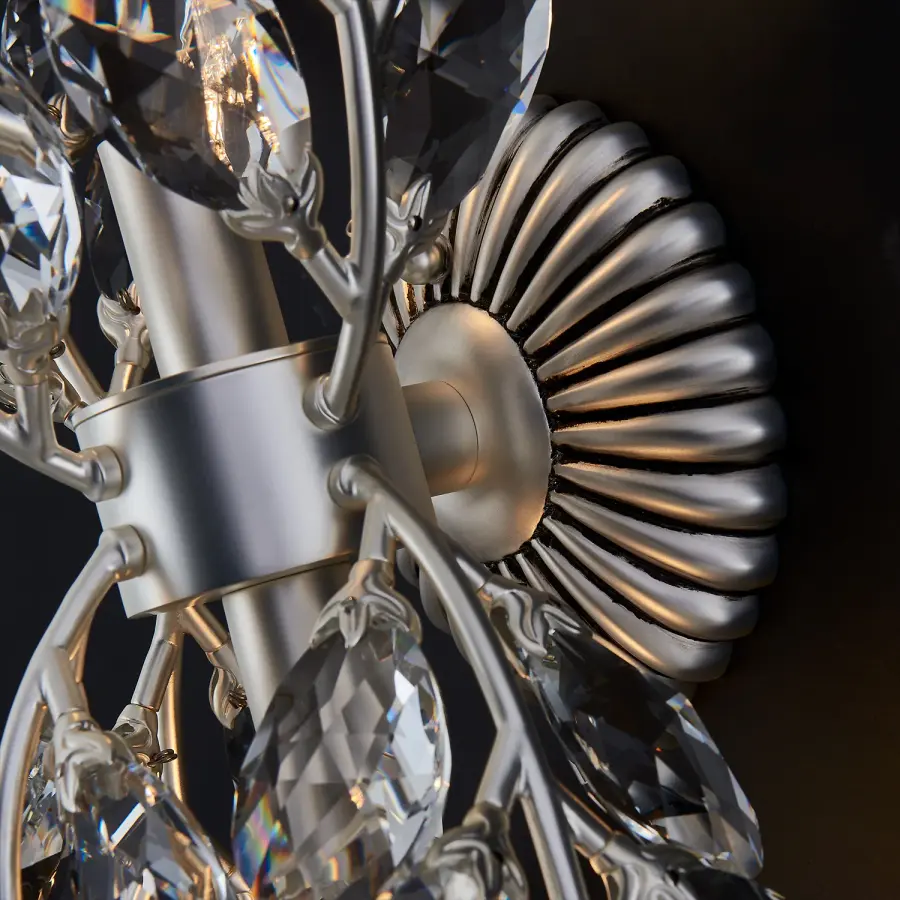 Alloro Clear Crystal Wall Sconce - Image 4