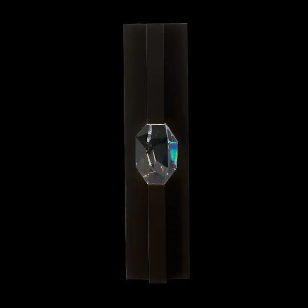 The Nodo Esterno combines refined crystal elegance with outdoor durability. Featuring irregular Firenze crystal cuts inspired by organic tree knots, this wall sconce offers distinctive artistry in a weather-resistant stainless steel frame with Bronze Fluorocarbon finish. - alternate view