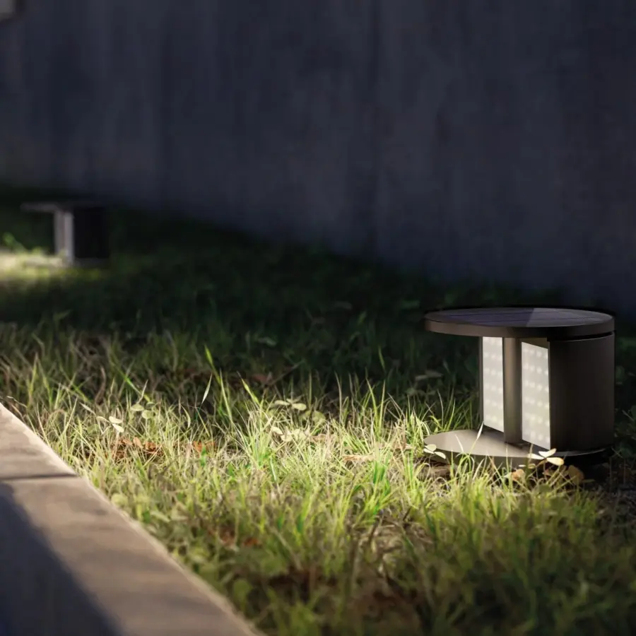 Klewe x Zafferano Swing Solar LED Lamp - Image 1