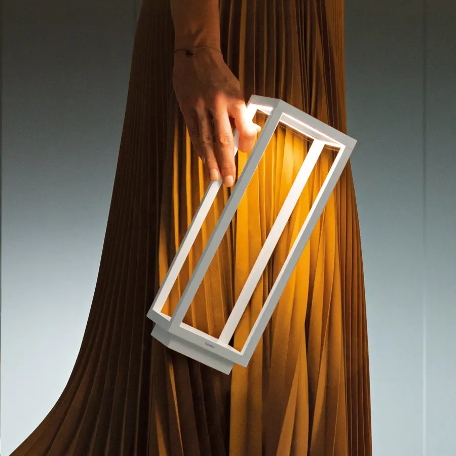 Home Pro Cordless Lantern - Image 2