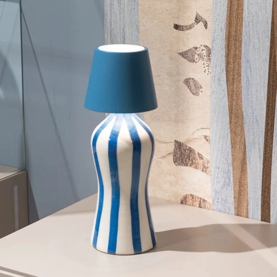 Poldina Pro Stopper Rechargeable Table Lamp - Image 4
