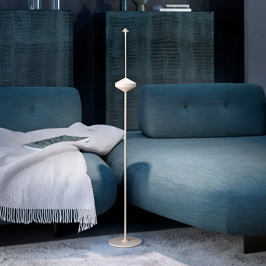 Pina Pro Floor Stand - Image 13