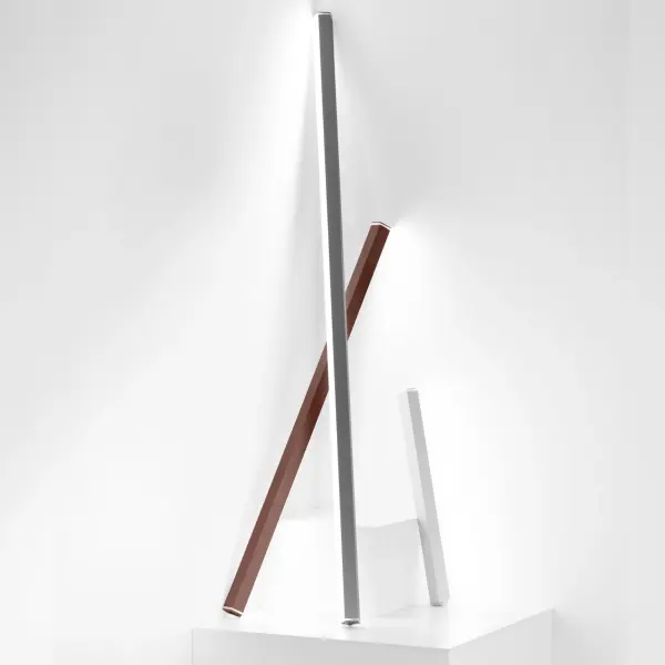 The Pencil Light is a rechargeable, portable LED module offering exceptional flexibility with touch-controlled 4-step dimming and adjustable color temperature. Its high IP rating and salt spray resistance make it ideal for both indoor and outdoor use.
